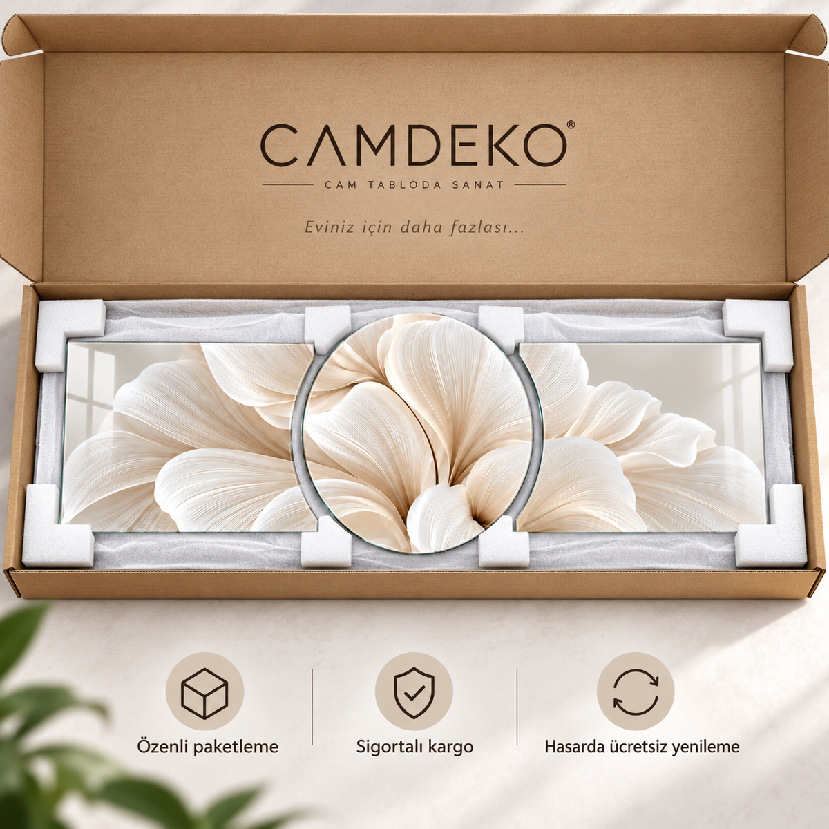 Krem beyaz çiçek desenli üçlü şekilli kesim cam tablo CAMDEKO koruyucu paketleme sigortalı kargo ve hasarda ücretsiz yenileme