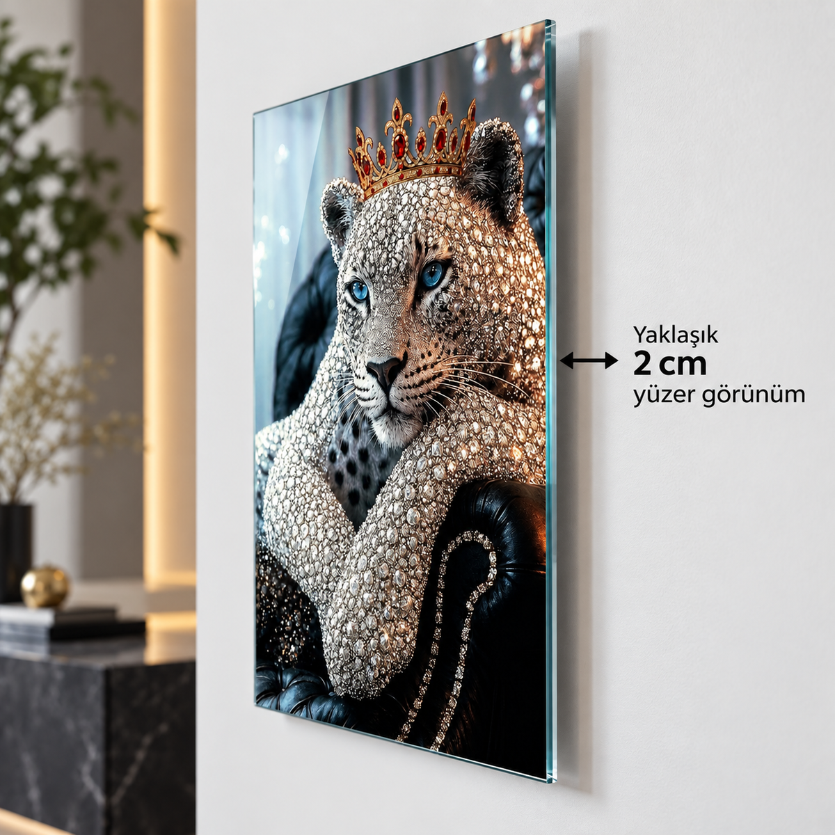 Taçlı kristal leopar cam tablo yaklaşık 2 cm yüzer duvar görünümü