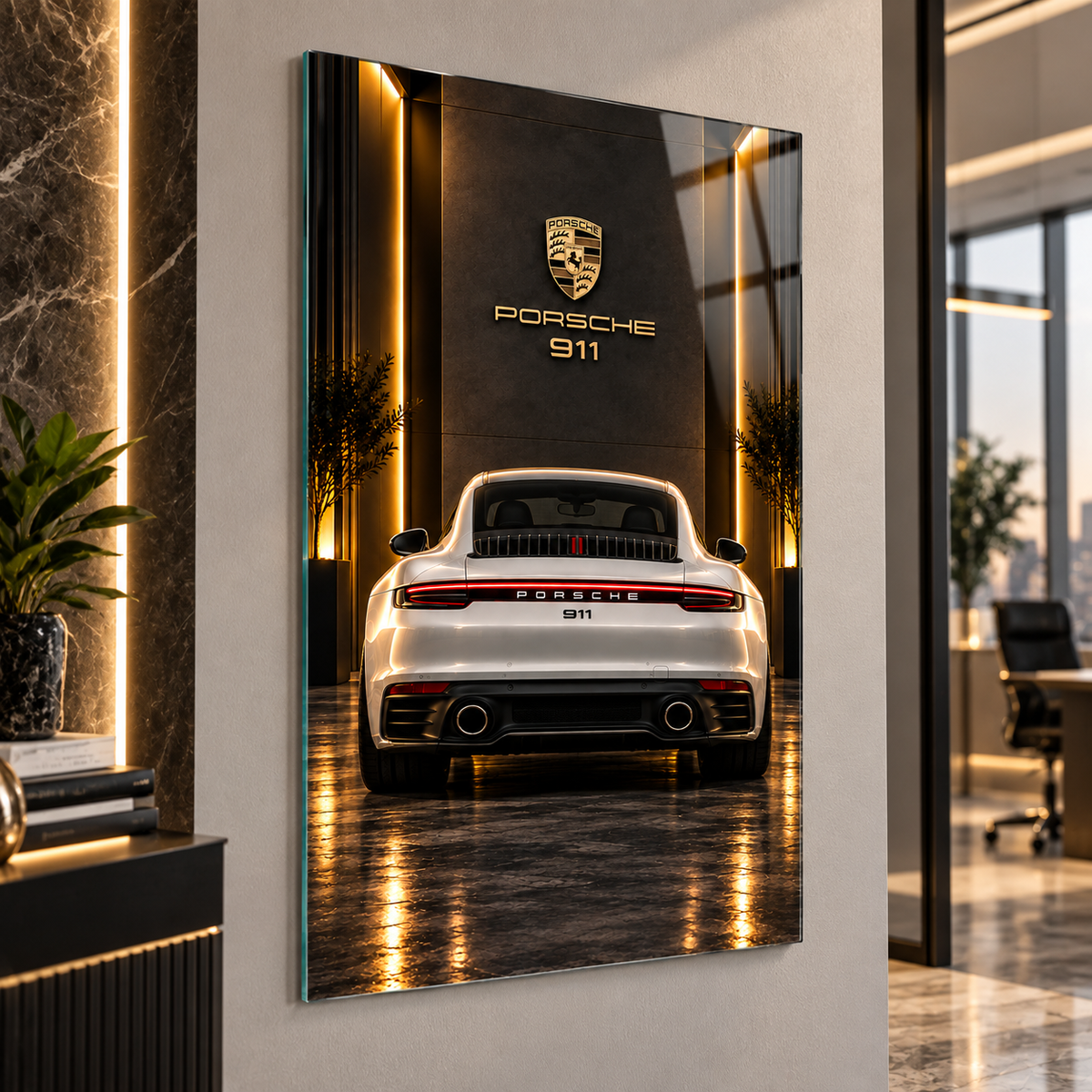 Beyaz Porsche 911 gold logolu dikey cam tablo farklı premium mekân uygulaması