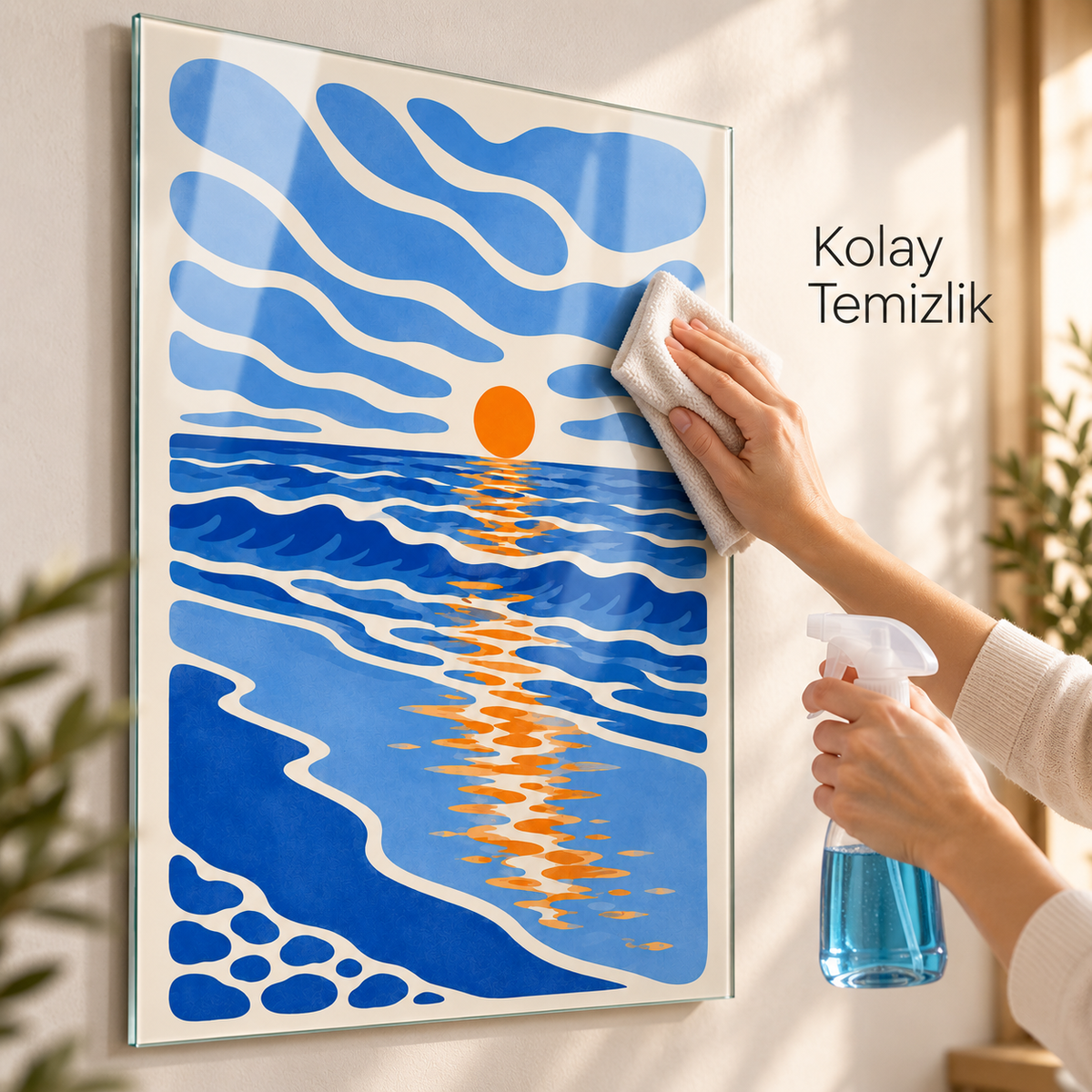 Mavi kıyı ve turuncu güneş desenli dikey cam tablonun ön yüzünün mikrofiber bez ve cam temizleyiciyle kolay temizliği