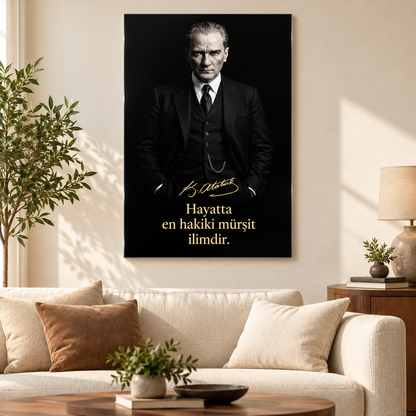 Altın Yazılı Atatürk Portresi Dikey Cam Tablo - Premium salon
