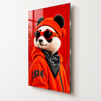 Kırmızı Bereli Gözlüklü Panda Dikey Cam Tablo - Duvar mesafesi
